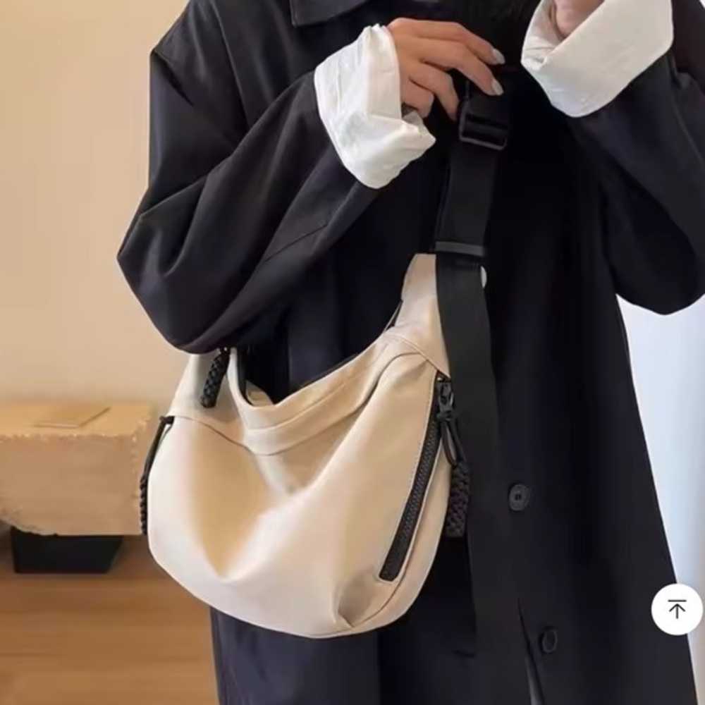 New  Adventure Bag, Tan/Black